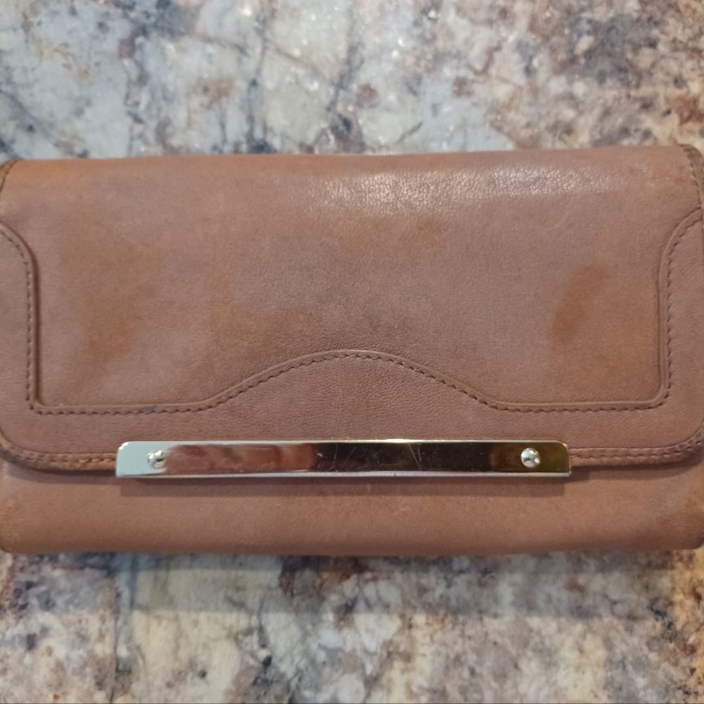 Badgley Mischka Wallet - Picture 1 of 11